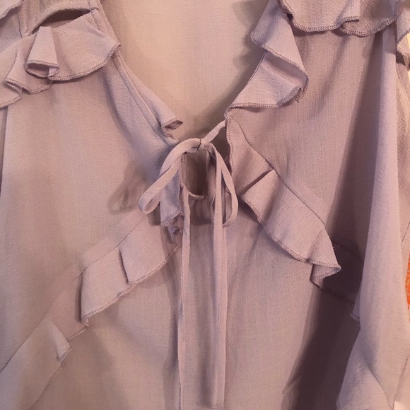 Lilac GB blouse - Picture 2 of 4